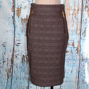 MICHAEL KORS BROWN PLAID 24"  SKIRT